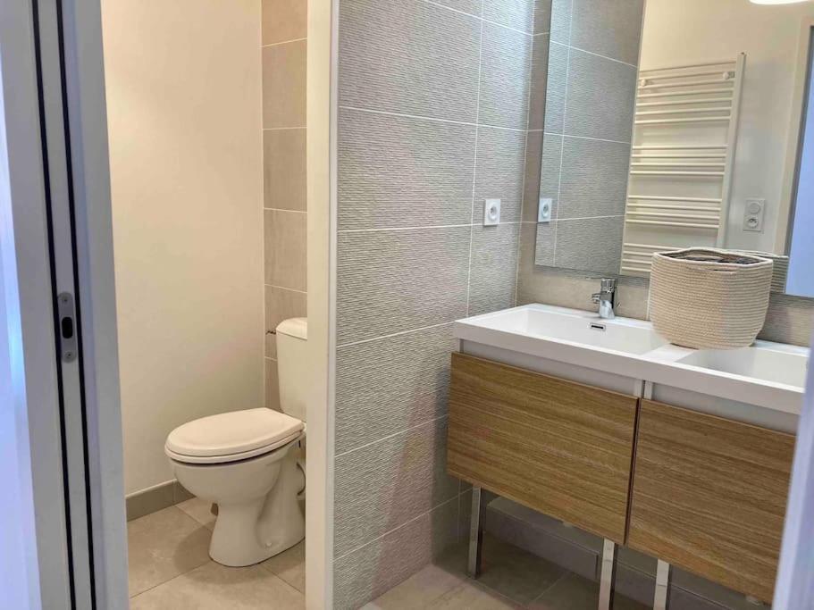 昂热Quai Sud - Gare, 100 M2, Parking, Wifi, Superette, Lave Linge公寓 外观 照片