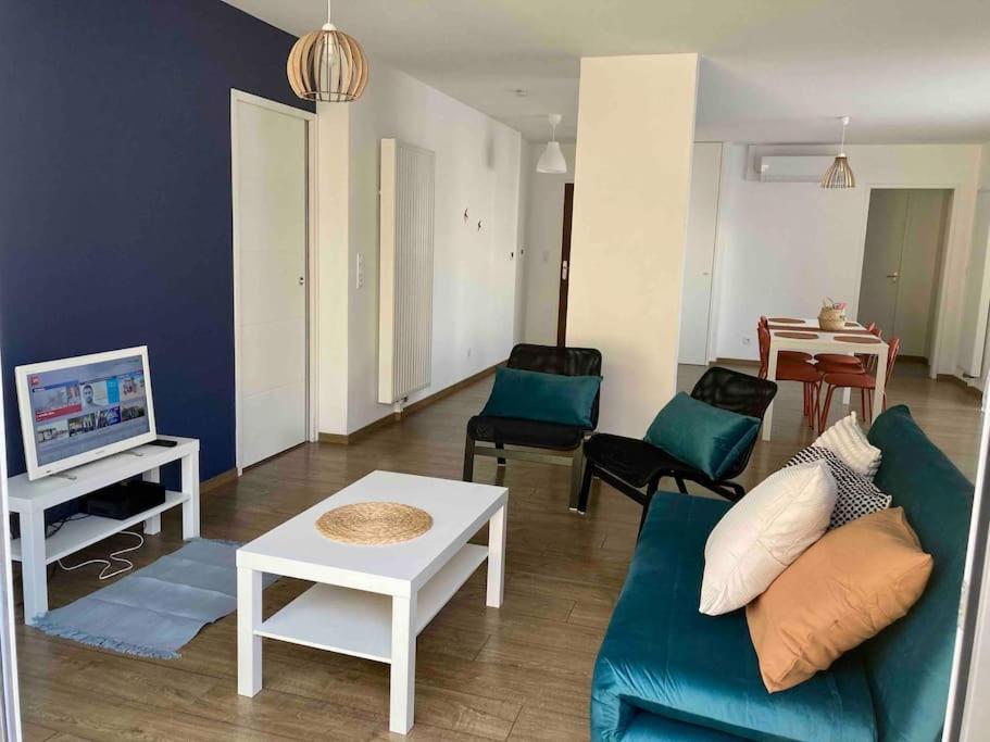 昂热Quai Sud - Gare, 100 M2, Parking, Wifi, Superette, Lave Linge公寓 外观 照片